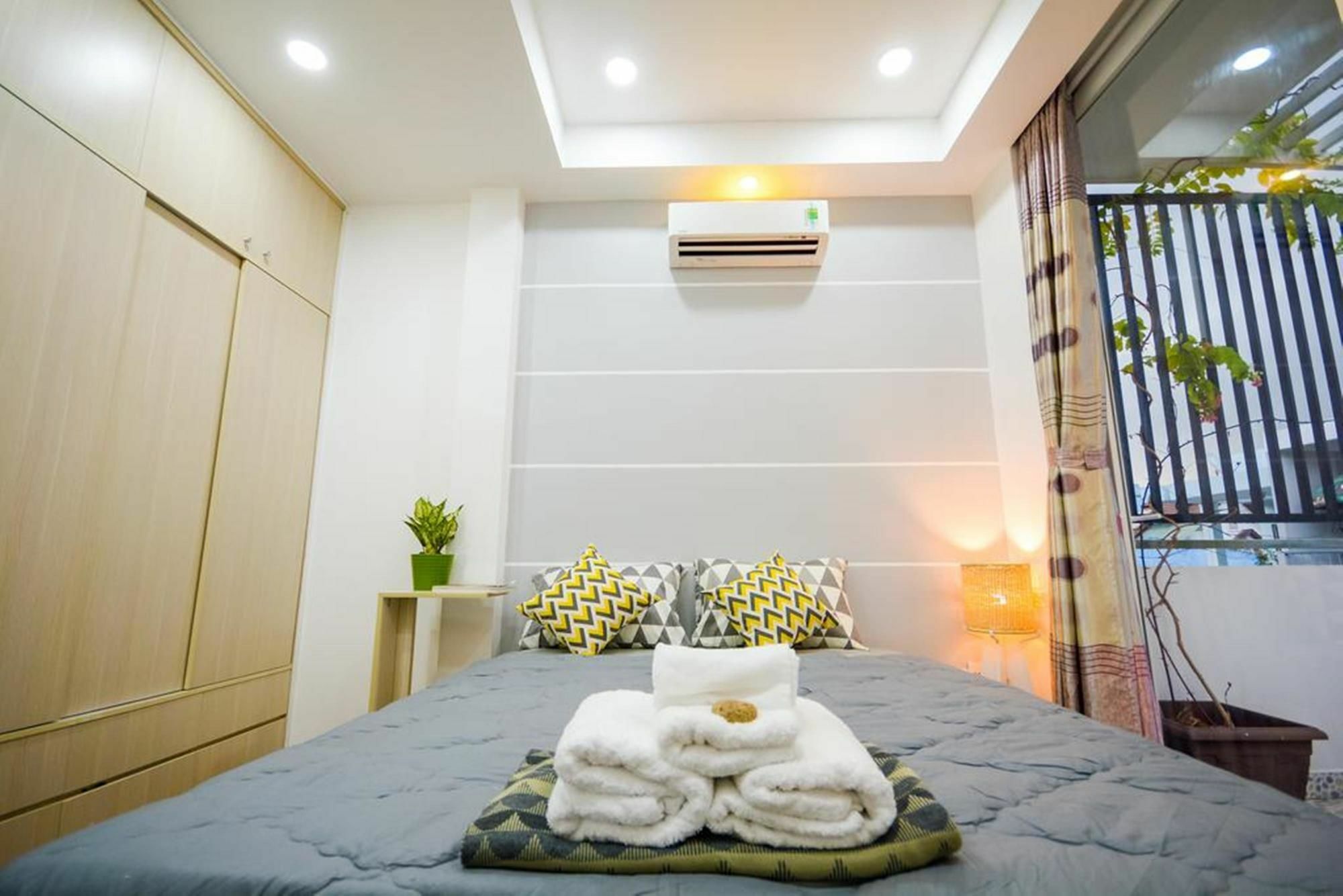 The Nguyens Cafe Nhc Otel Ho Şi Min Dış mekan fotoğraf